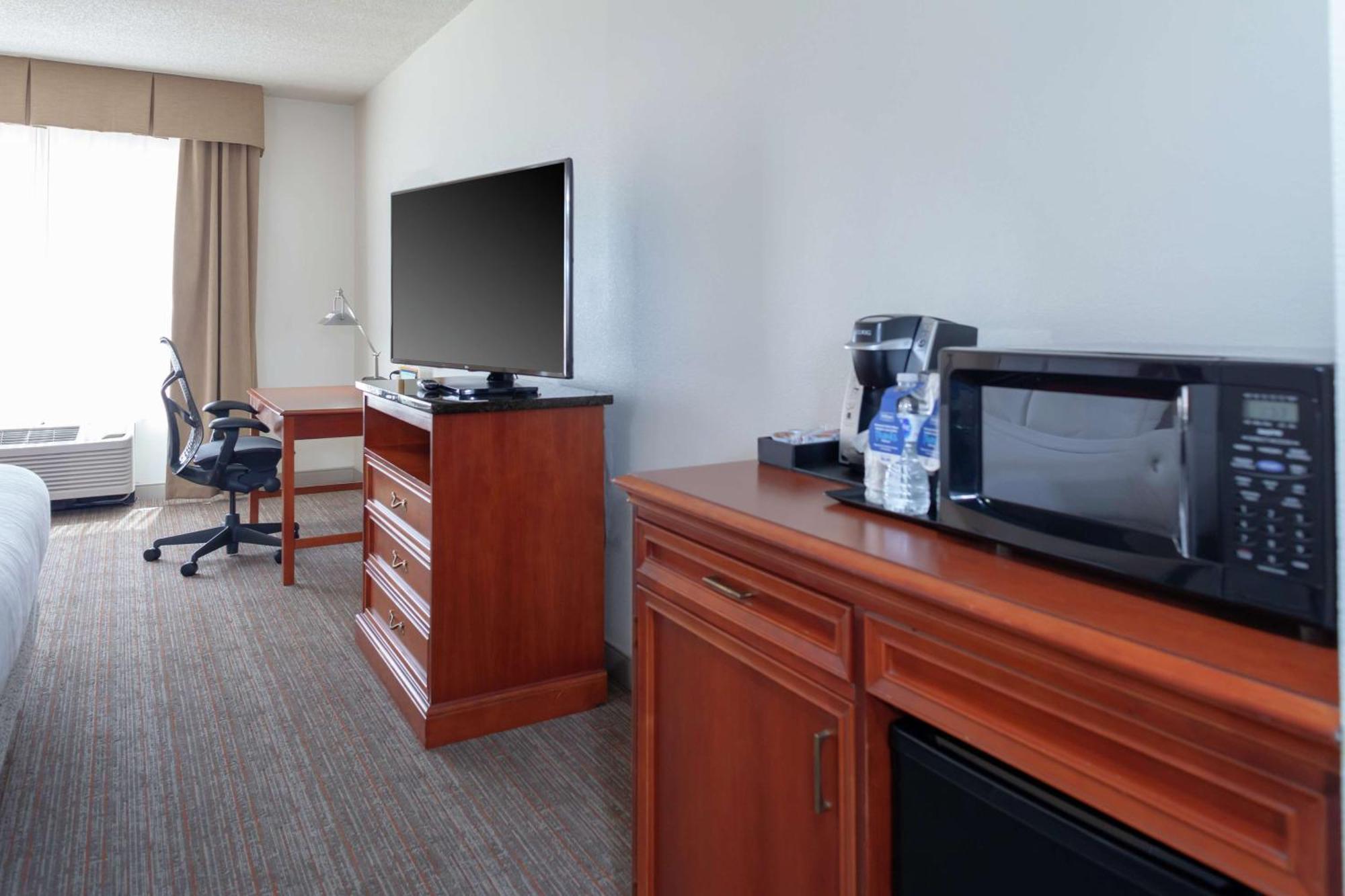Hilton Garden Inn Charlotte North Exteriör bild