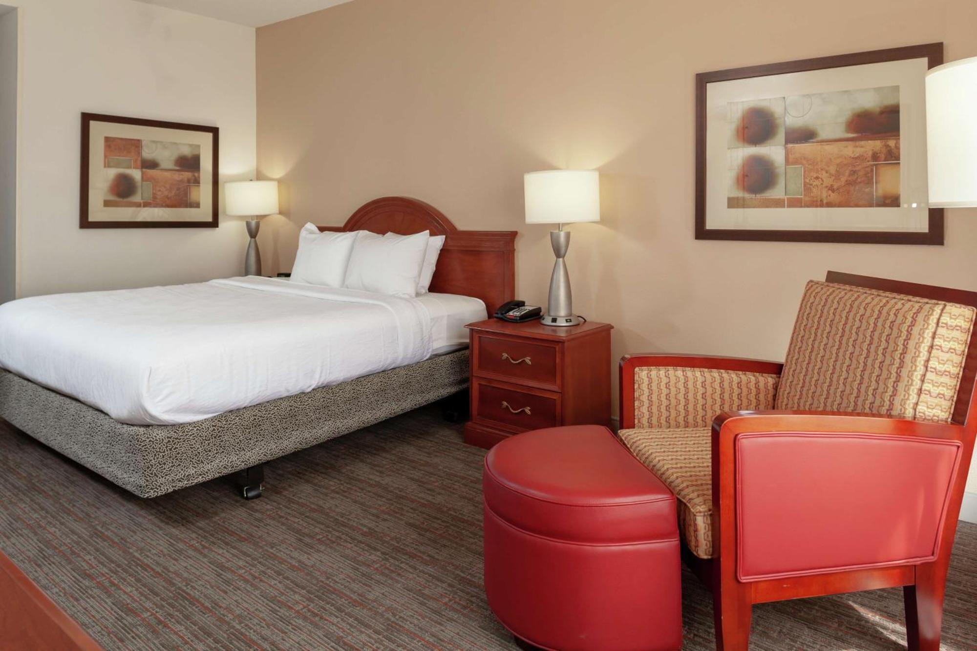Hilton Garden Inn Charlotte North Exteriör bild