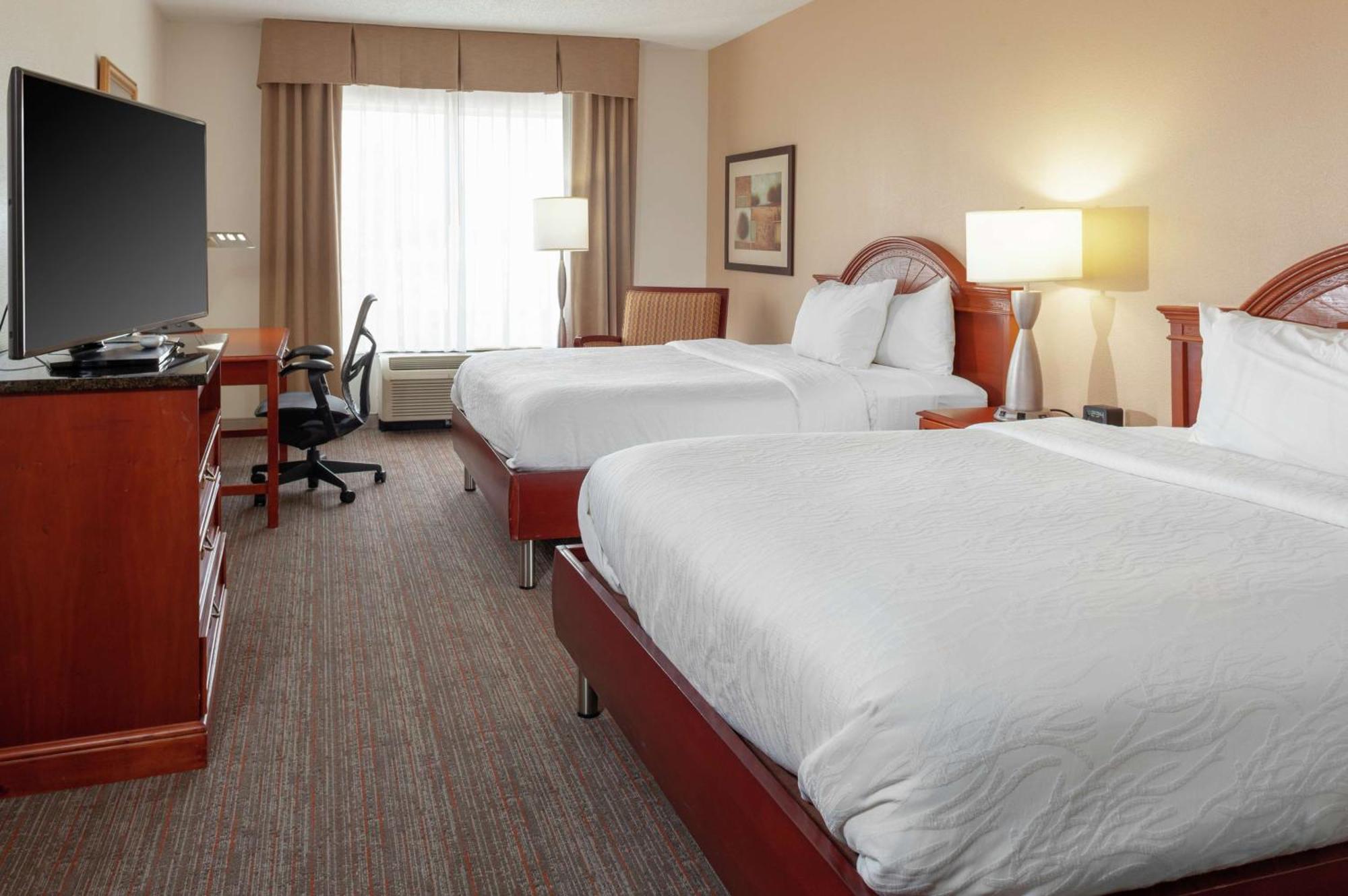 Hilton Garden Inn Charlotte North Exteriör bild