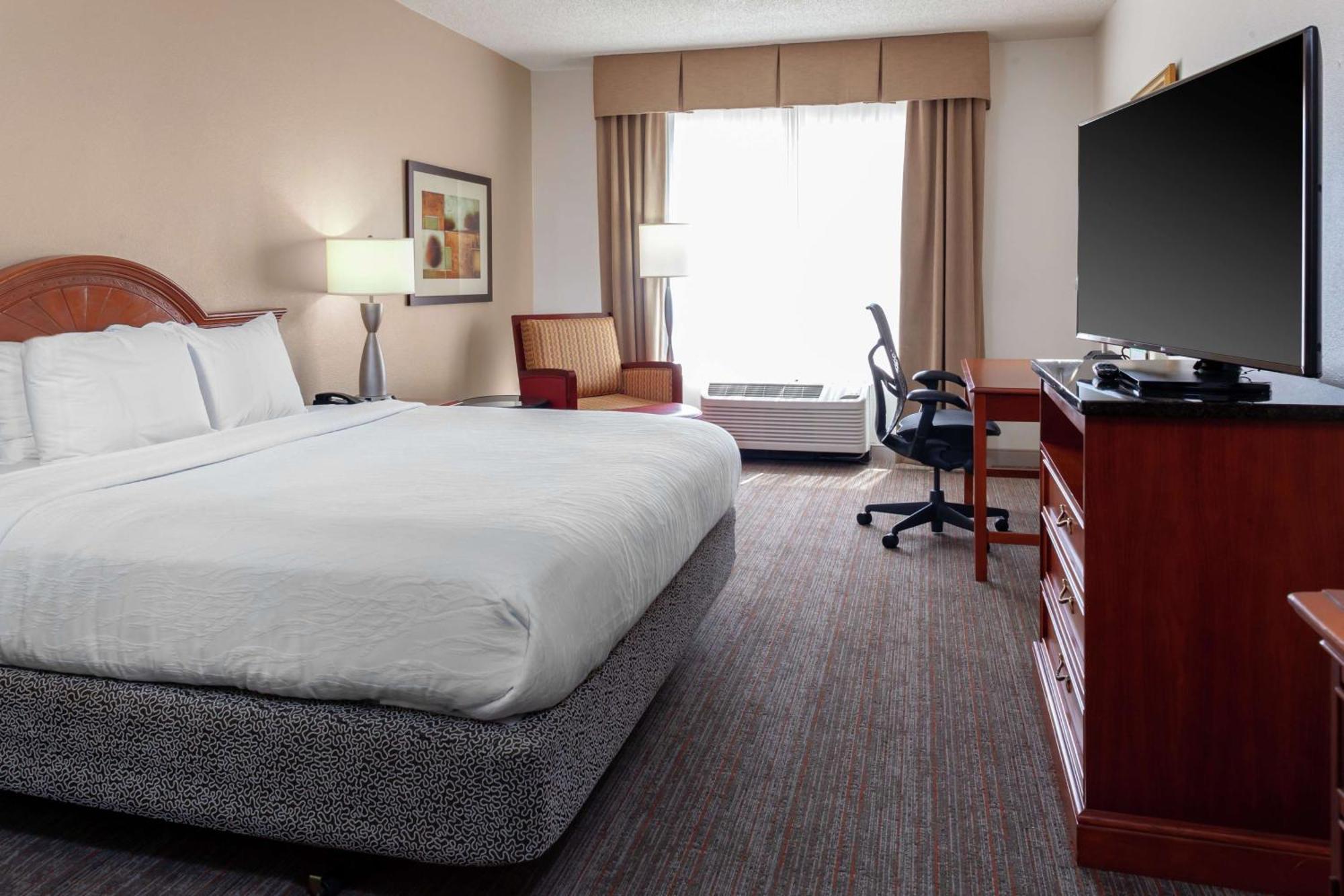 Hilton Garden Inn Charlotte North Exteriör bild