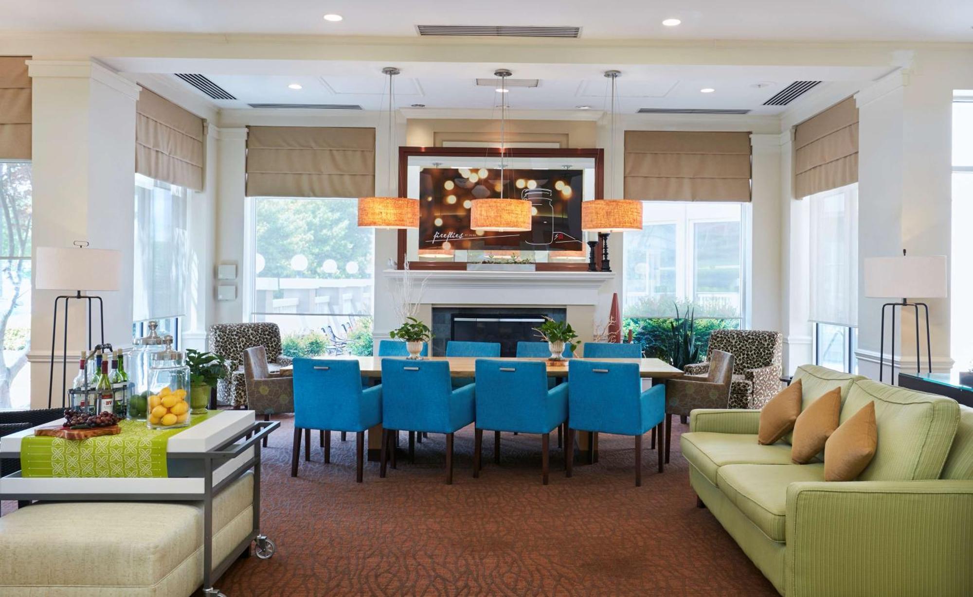 Hilton Garden Inn Charlotte North Exteriör bild
