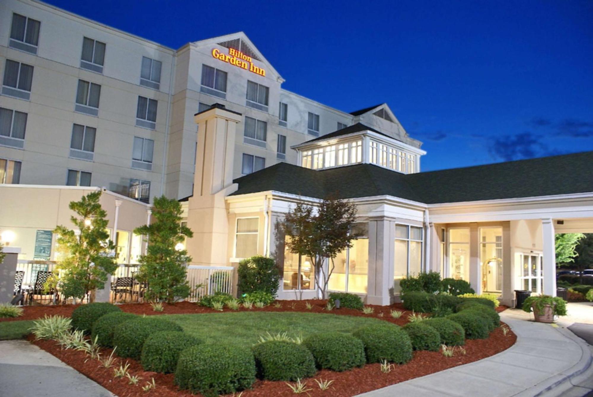 Hilton Garden Inn Charlotte North Exteriör bild