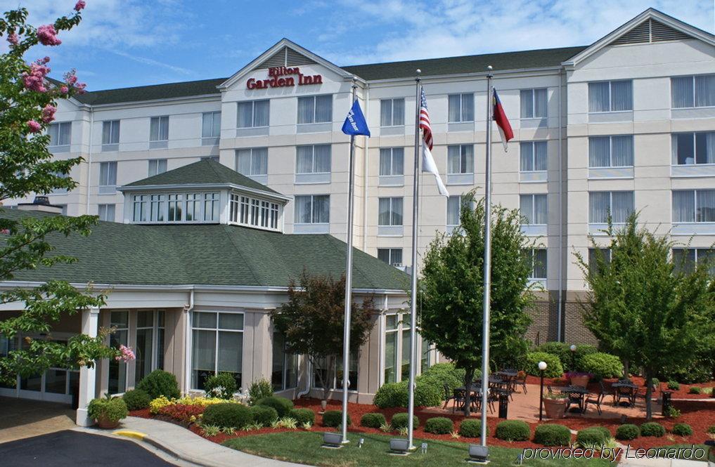 Hilton Garden Inn Charlotte North Exteriör bild