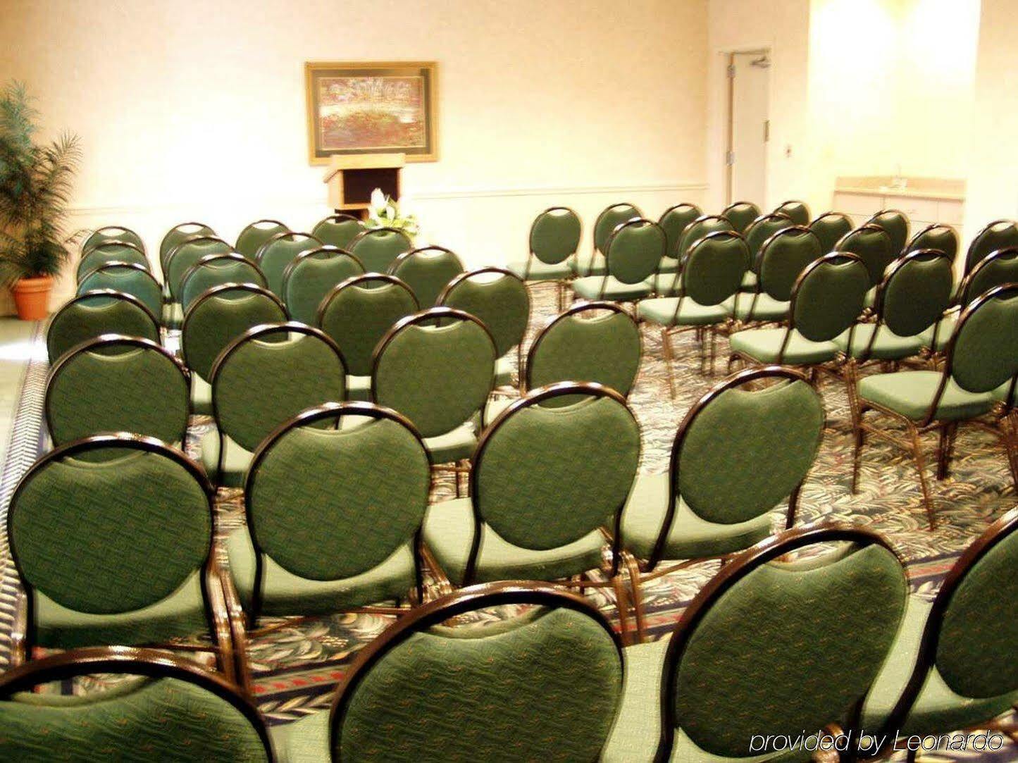 Hilton Garden Inn Charlotte North Exteriör bild