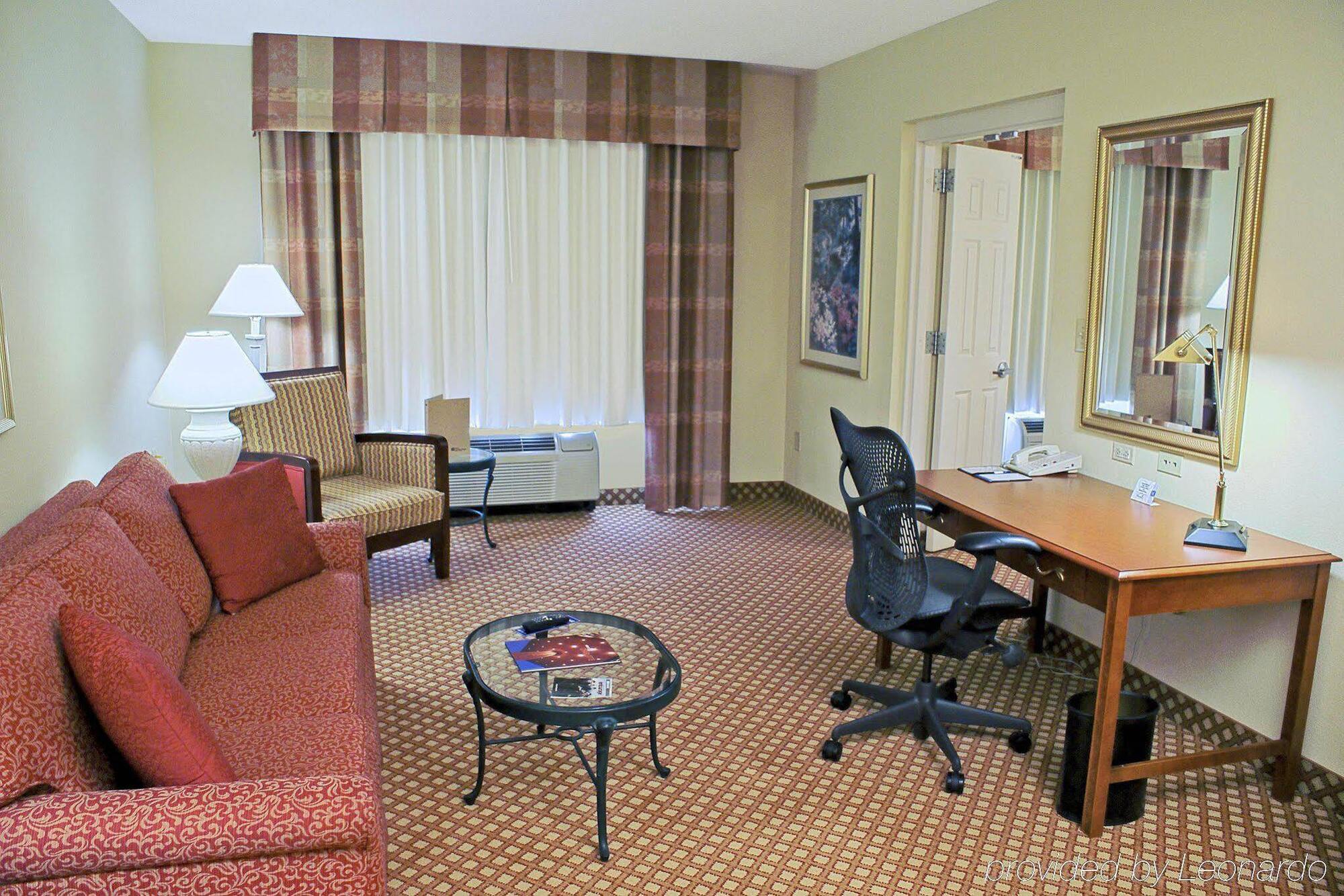Hilton Garden Inn Charlotte North Exteriör bild